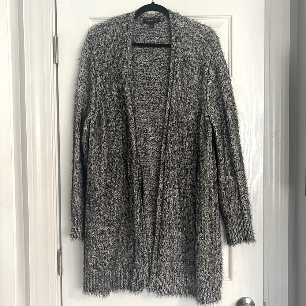 Lane Bryant Black/White soft and warm speckled long cardigan It is size 14/16.